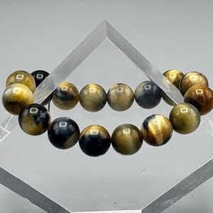 Tigers eye bracelet
